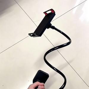360도 범용 호스 휴대폰 홀더, 편리한 태블릿 스탠드, 각도 조절이 가능한 안정적인 흔들림 방지, 탁상용 또는 침대 옆용 클립온. 연속 시청, 사무 작업, 공부에 적합. 부활절, 라마단, 어머니의 날, 아버지의 날 휴일 선물로 줄 수 있음. 디지털 애호가에게 이상적. 심플한 단색 디자인, 길이 70cm