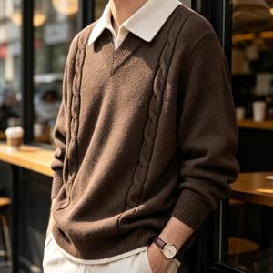 남성 컬러 블록 폴로 칼라 자카드 니트 스웨터, 긴소매 V넥 풀오버, 캐주얼 스트리트 스타일, 부드럽고 따뜻한 루즈 니트 탑, 프레피 가을 겨울 웨어. JKA39