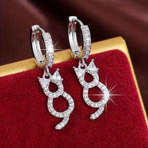 반짝이는 지르코니아 장식이 달린 빈 고양이 귀걸이, 스타일 구리 18K 금 도금 장신구 여성 트렌디 선물