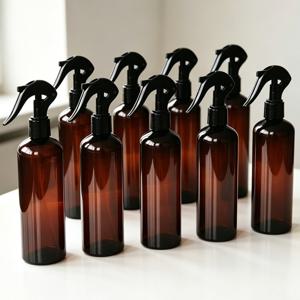 9개 300ml (10.56oz) 대용량 브라운 미세 분사 스프레이 병, 블랙 노즐. 재사용 가능한 빈 스프레이 병, 세척 용액, 스킨 케어 제품, 헤어 케어, 식물 스프레이, 여행 필수품, 원예 및 가정용으로 적합