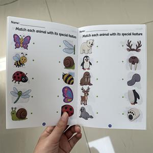 32페이지 동물 매칭 활동 워크북, 동물 특징 매칭 선 따라 그리기 워크시트, 유치원 관찰 및 집중력 게임북, 동물, 곤충, 해양 생물, 공룡 식별, 초기 학습 교육 활동책, 크리스마스 선물