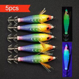5개 세트 바닷물/민물 겸용 오징어 지그 EGI 루어 키트, UV 틴셀 발광 새우 미끼, 날카로운 3D 눈 후크 및 수평으로 감싼 천 포함, 오징어, 문어 낚시, 참치, 고등어 야간 트롤링 장비에 적합