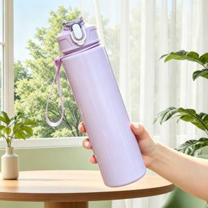 25oz 750ml 화려한 플라스틱 여행용 텀블러, 원터치 팝업 플립 뚜껑 및 내장형 빨대 포함, 길이 조절식 휴대용 랜야드 제공, 가볍고 낙하 방지, 일일 출퇴근 및 짧은 여행 시 차 휴대에 이상적, 다양한 신선한 색상 제공, 발렌타인데이, 생일, 팀 빌딩, 축제 행사를 위한 실용적인 선물