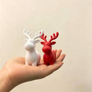 2개 묶음 사슴 피규어, 무광 표면 작은 사슴 탁상 장식품, 콤팩트한 데스크탑 장식 선반 책상 구석, 크리스마스 홈 파티 장식