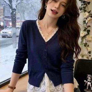 새로운 여성용 브이넥 레ース 트림 가디건 스웨터 2026 한국 패션 트렌디 캐주얼 오픈 프론트 긴소매 아우터웨어 단색 활용도 높은 봄 가을 겨울