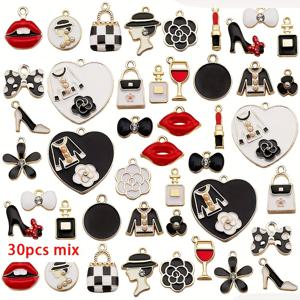다양한 스타일의 혼합 주얼리 제작용 펜던트 30개, DIY 수제 목걸이, 팔찌, 귀걸이용 여성용 메이크업 립스틱 향수 패션 스타일 멀티 컬러 에나멜 도금 펜던트