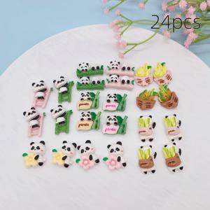 24개 재미있는 판다 모양 수지 액세서리, 구슬 및 구슬 모음, 수지 장식 액세서리, DIY 장식 액세서리, 수공예용 훌륭한 선물, 판다, 새싹 및 기타 모양은 휴대폰 케이스, 머리핀, 사진 프레임, 기타 보석류, 크림 젤 제작 액세서리, 수공예 액세서리를 장식하는 데 사용할 수 있습니다. 창의력을 보여주세요, 휴일 선물