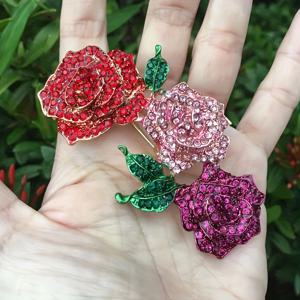 새로운 봄 컬렉션: 정장, 정장 드레스, 스커트, 스웨터, 스카프, 숄, 코트용 삼중 장미 브로치 - 일상복, 파티, 연회를 위한 고급스럽고 정교하며 우아한 제품