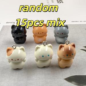 랜덤 15개 세트 3D 레진 아기 고양이 펜던트 주얼리, 주얼리, 펜던트, 팔찌, 목걸이, 휴대폰 체인, 가방 및 공예 추가에 적합. 선물 제작 및 공예 프로젝트를 위한 완벽한 작은 선물