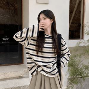 여성 가을 오버핏 단가라 티셔츠 긴팔 라운드넥 루즈핏 데일리 캐주얼 레이어드 코디 상의