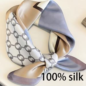 빈티지 엘레강스 100% 실크 여성용 스몰 스퀘어 스카프, 헤어밴드, 실크 스카프, 가방 액세서리, 스카프. 원형 기하학 패턴을 핵심 디자인으로 삼아, 희미한 파랑과 샴페인의 저채도 대비 색상을 결합, 크리스마스/새해 선물