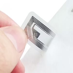 50/100개 리델 NFC 태그 스티커 NTAG213 칩 내장 - 재기록 가능 RFID 접착 라벨, 137바이트 메모리, 스마트폰, 태블릿, 스마트워치, 노트북 및 NFC 지원 기기 호환 (QR/바코드 대체용 대량 패키지)