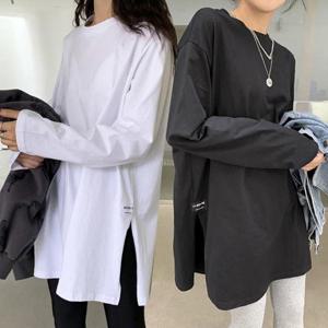 여성 롱티셔츠 레깅스코디 라운드넥 블랙 화이트 절개