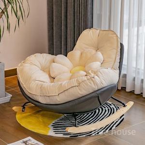 1인용 거실 캐주얼 흔들 의자  발코니 소파 편안한 디자인 쇼파 고급스러운 북유럽 스타일  인테리어 용품 