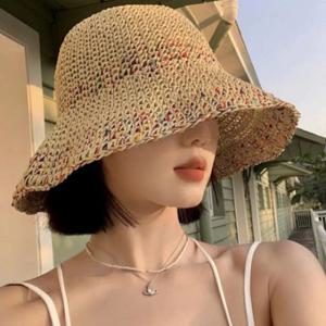 텐바이텐 초코송송 버킷햇 라탄 자외선차단 벙거지 모자 여성 밀짚 웨이브와이어 여름