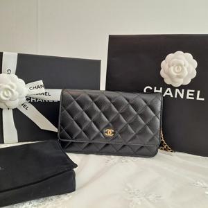 CHANEL 샤넬 클래식 WOC 체인지갑 캐비어 블랙 AP0250