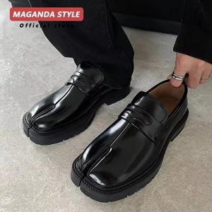 Maganda Tabi 신발 남성과 여성을위한 로퍼 분할 발가락 두꺼운 단독 캐주얼 가죽 신발