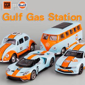 CCA MSZ1:42 Gulf 주유소 시리즈 2017 포드 GT 폭스바겐 비틀 자동차 모델, 헬멧 아크릴 상자 포함, 합금 자동차 장난감, 남아용 선물