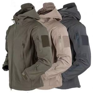 남성 지퍼 Softshell 자켓 전술 방수 겨울 윈드 브레이커 플러스 사이즈 남자 후드 코트 나일론 폭격기 양털 점퍼 자켓