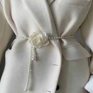 1pcs 진주 허리 벨트 여성의 새로운 스타일 동백 장식 다목적 허리 벨트 일치하는 드레스 코트 자켓 패션 우아한 벨트