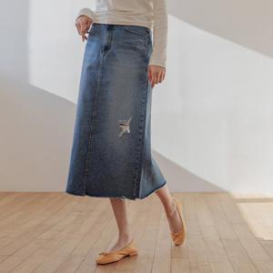 [저스트원] 젤딕 뒷밴딩 컷팅 데님스커트