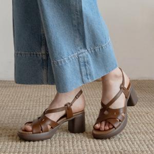 [지쎄공식몰] 천연가죽 여성수제화 프레첼 통굽 샌들 GIS-45244