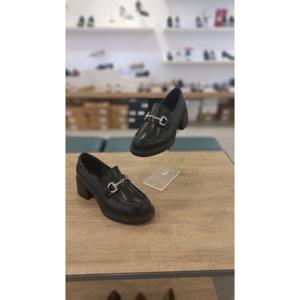 [세라] 여성  양가죽 스퀘어토 발등밴드  플랫슈즈   C25P501