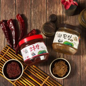 국산 고추가루와 콩으로 만든 선물세트(연고추장1kg+연된장1kg