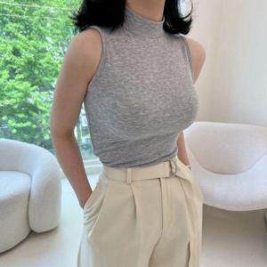 [셀러허브_여성트랜드패션]1+1 여름목티 스판 슬림  모달목폴라 민소매 나시