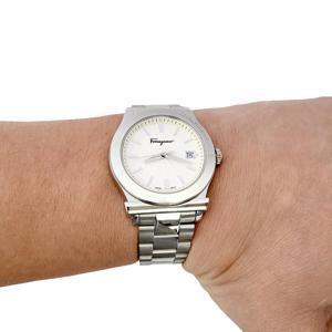 페라가모 1898 젠트 흰판 40mm 클래식 남자 실버메탈시계 F62LBQ9902-S099