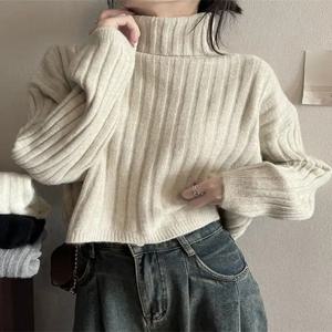 두꺼운 스웨터 여성용 가을 겨울 두꺼운 단색 따뜻한 고급스러운 여성용 반목 숏 여성 스웨터 니트 스웨터