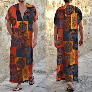 남성용 이슬람 가운 레저 민족 인쇄 이슬람 의류기도 중동 Jubba Thobe 반팔 Abaya 터키 두바이 Kaftan