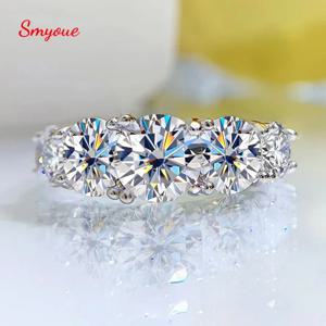 Smyoue 18k 도금 3.6CT 여성을위한 모든 Moissanite 반지 5 돌 스파클링 다이아몬드 웨딩 밴드 S925 스털링 실버 주얼리 GRA