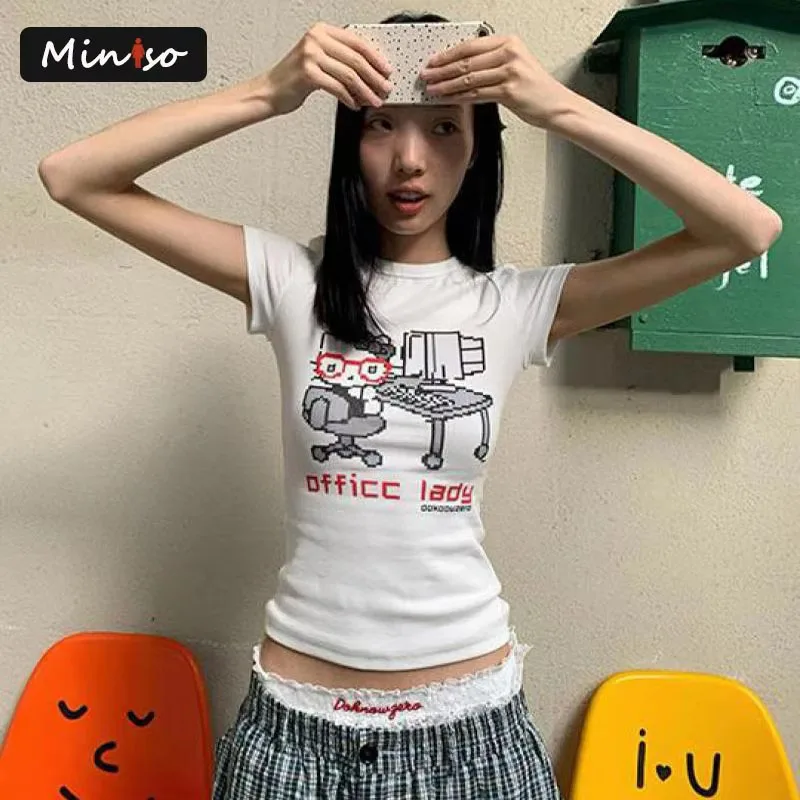 Sanrio 헬로 키티 만화 그래픽 T 셔츠 여성 의류 반팔 슬림 반팔 일본 스타일 여름 탑 화이트 티셔츠 Y2k