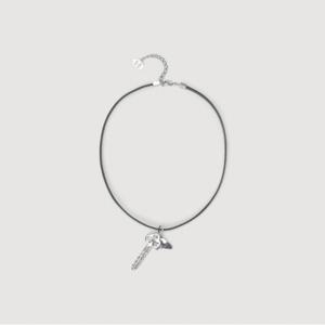 [Atelier] Key Ornament Necklace (black)_LXEAW24810BKX