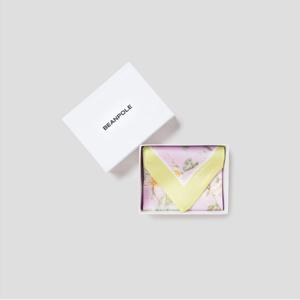 빈폴ACC [Re-edition] 실크 플라워 빅사이즈 트윌리 - 연핑크 BE5284S11Y