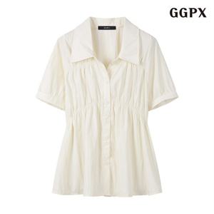 정상가:79,000원 | 카라넥 셔링 버튼 플레어 반팔 블라우스 (GOBBA042D)