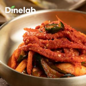 바다품은 새콤달콤 두툼한 명태회 무침 500g 1통