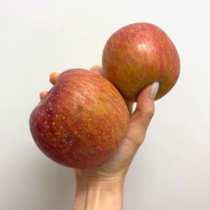 채담비 못난이사과 가정용 부사사과 경북 꿀사과 부사 무료배송 2kg 꼬마과-소과(10-13과)