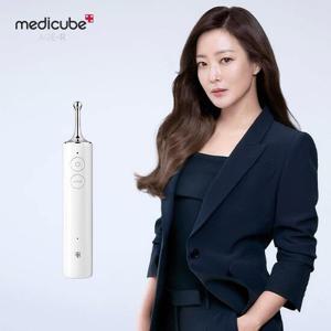 메디큐브 에이지알 기기 아이샷