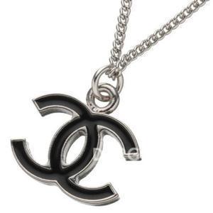 [CHANEL] No.2801 시그니처 로고 목걸이 *제니착용*