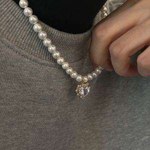 겟미블링 마마무 문별 (여자)아이들 슈화 착용 Glam Heart Pearl Necklace N302