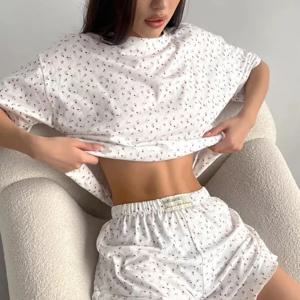여름 새로운 여성 면화 잠옷 가족 의류 소녀 반팔 프릴 반바지 섹시한 캐주얼