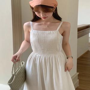 여름 새로운 여성 조끼 스트랩 Pleated 무거운 자수 드레스 순수한 색상 롱 스커트 디자인 감각 세련된 우아한 스타일