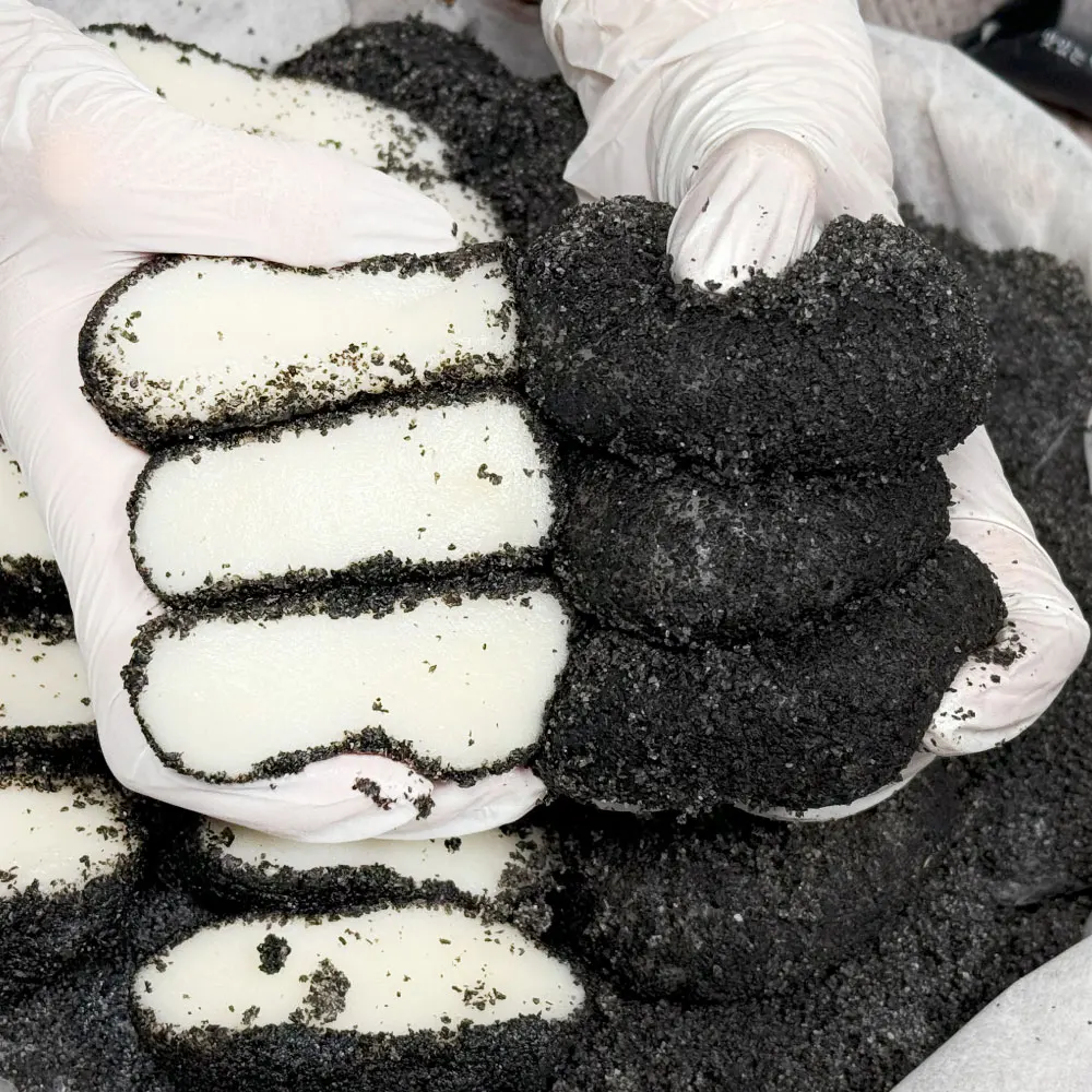 [흑임자 가루 증정] 30년 전통 흑임자인절미 1kg