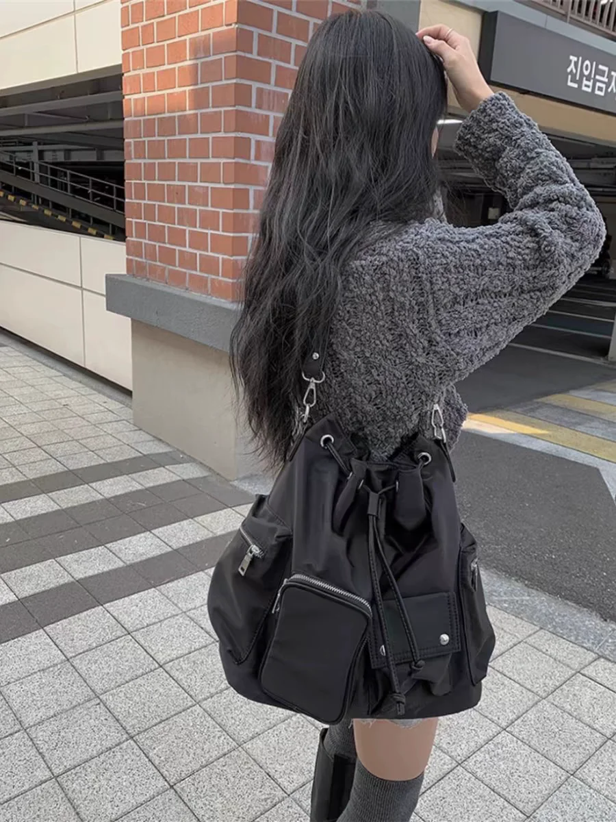 트렌디하고 귀여운 숄더 드로스트링 백팩 여성용 가벼운 나일론 더블 백 멀티 포켓 크로스바디 백 한국 스타일 소프트 핸들