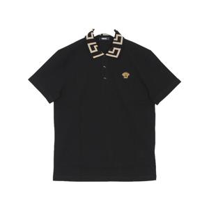 [명품] 베르사체 25SS 메두사 그레카 폴로 반팔 A874021 A06199 1B000