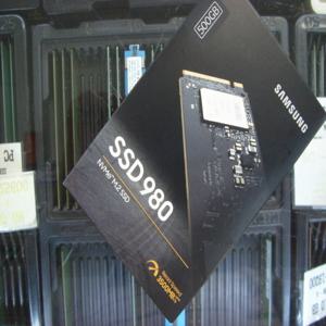 삼성 SSD 980 M.2 500GB MZ-V8V500BW (정품)  삼성 SSD 870 EVO 250GB MZ-77E250B/KR