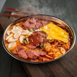 더 푸짐한 부대찌개 1kg 3팩/즉석국/간편식/대용량 (소비기한: 2025.10.10)