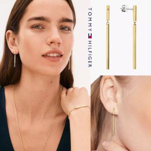 타미힐피거 TOMMY HILFIGER TW001899-710 여자 슬림 로고 댕글 패션 귀걸이